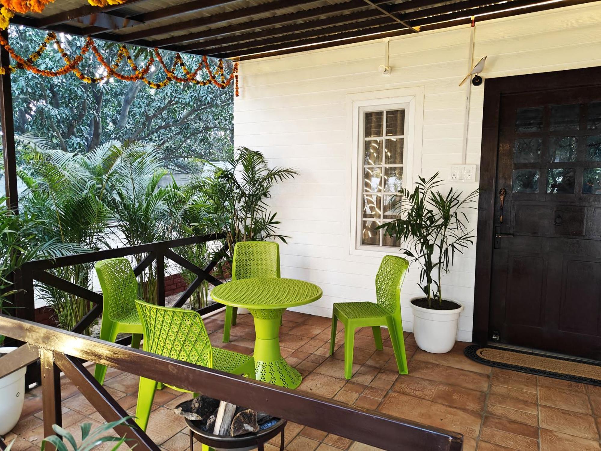 Shobhayan Inn, Airport Railway Station Pickup Free Ayodhya Kültér fotó